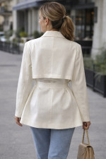 ΛΕΥΚΗ ΚΑΜΠΑΡΝΤΙΝΑ ΜΕ ΖΩΝΗ