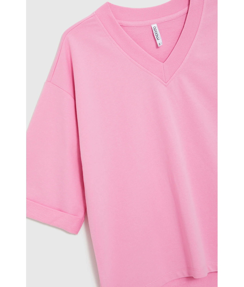 ΓΥΝΑΙΚΕΙΟ ΜΠΛΟΥΖΑ ΜΕ V ΛΑΙΜΟΚΟΨΗ ΣΕ ΡΟΖ ΧΡΩΜΑ 