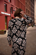 ΠΟΥΚΑΜΙΣΟ ΜΕ ΜΠΕΖ ΣΧΕΔΙΑ